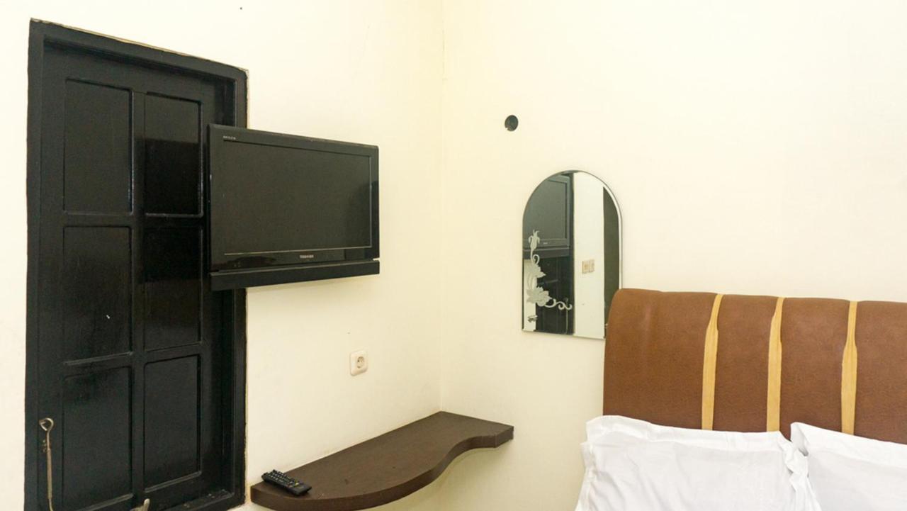 Reddoorz Near Sentani Airport Jayapura Hotel ภายนอก รูปภาพ